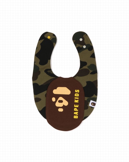 Bavetă Bape 1st Camo Ape Head Motif Copii Verzi | SCFPRY231