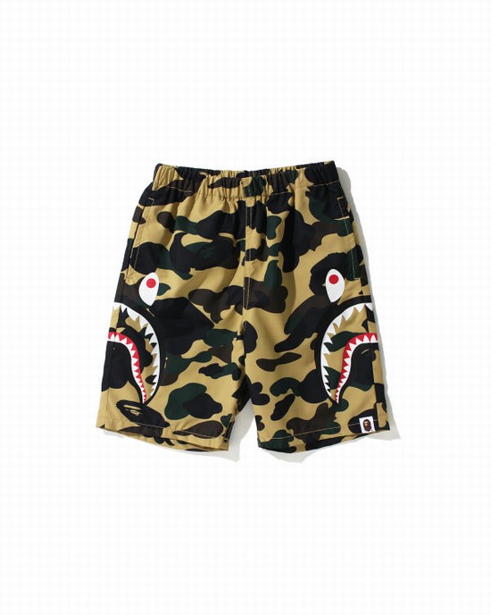 Pantaloni Scurti Bape 1st Camo Side Shark Beach Copii Galbeni | EUFQMW523