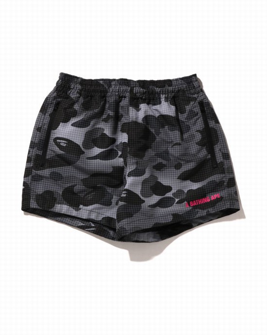 Pantaloni Scurti Bape Grid Camo Dama Negrii | NPHRUY728